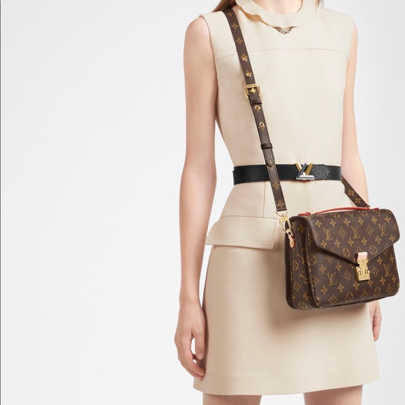 Louis Vuitton Handbags - Louis Vuitton POCHETTE MÉTIS (Extra Pictures)